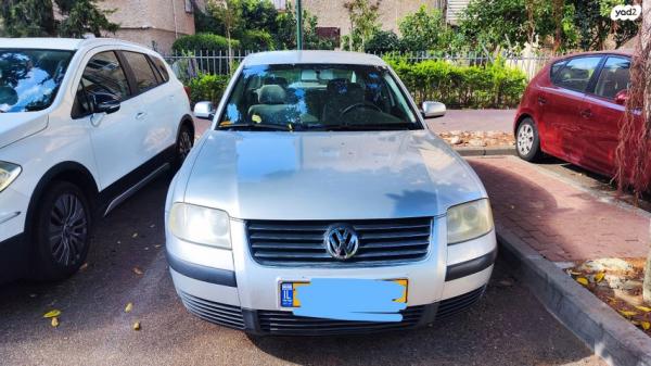 פולקסווגן פאסאט Luxury אוט' 1.8 (150 כ''ס) בנזין 2004 למכירה בחיפה