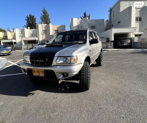 איסוזו רודאו 4X4 LSE אוט' 3.2 (205 כ''ס) בנזין 2004 למכירה בקרית אונו