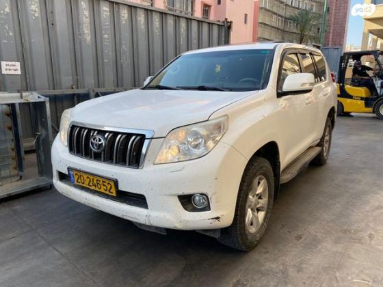 טויוטה לנד קרוזר ארוך 4X4 Luxury 60th אוט' דיזל 7 מק' 3.0 (190 כ''ס) דיזל 2013 למכירה בשפרעם