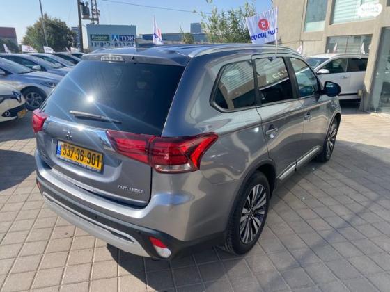 מיצובישי אאוטלנדר Instyle אוט' 7 מק' 2.0 (150 כ"ס) בנזין 2019 למכירה בבאר שבע