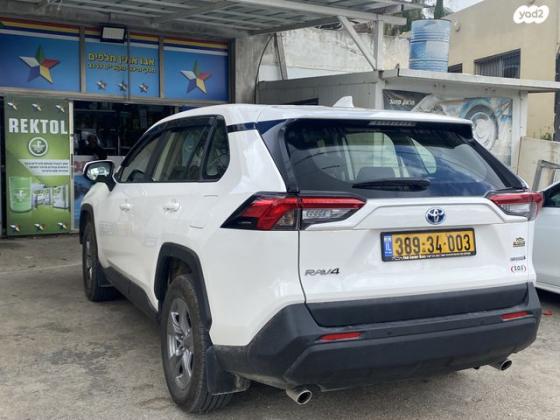 טויוטה RAV4 הייבריד E-volve הייבריד אוט' 2.5 (178 כ''ס) בנזין 2023 למכירה בעספיא