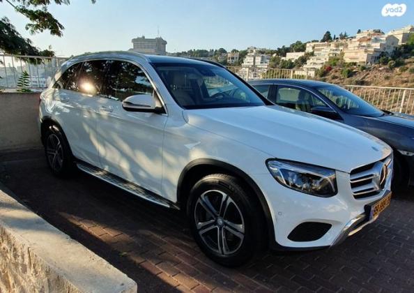 מרצדס GLC 4X4 GLC250 4MATIC Premium אוט' 2.0 (211 כ''ס) בנזין 2017 למכירה בחיפה