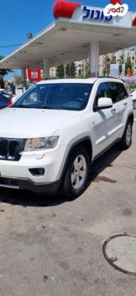 ג'יפ / Jeep גרנד צ'ירוקי 4X4 Limited אוט' דיזל 3.0 (241 כ''ס) דיזל 2012 למכירה בגבעתיים