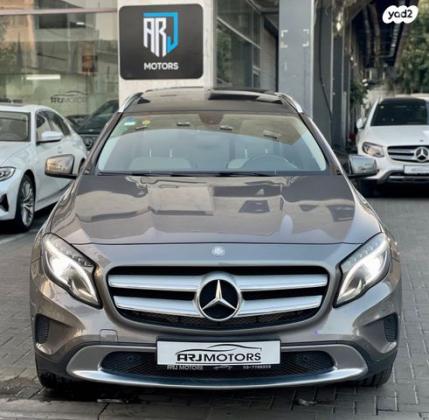 מרצדס GLA 4X4 GLA250 4MATIC Urban אוט' 2.0 (211 כ''ס) בנזין 2015 למכירה בחולון