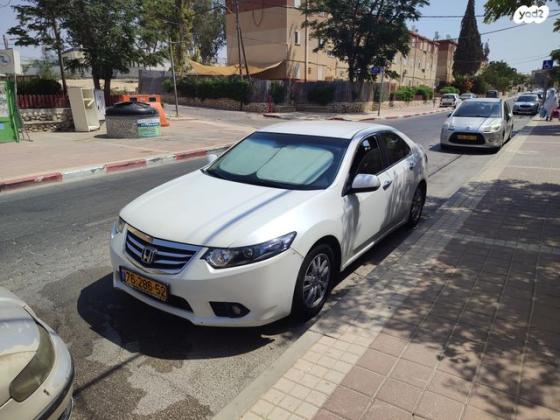 הונדה אקורד Luxury אוט' 2.0 (156 כ''ס) בנזין 2014 למכירה בדימונה