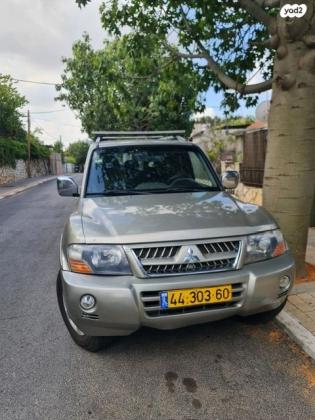 מיצובישי פג'רו ארוך 4X4 Limited אוט' דיזל 7 מק' 3.2 (160 כ''ס) דיזל 2007 למכירה בתל אביב יפו