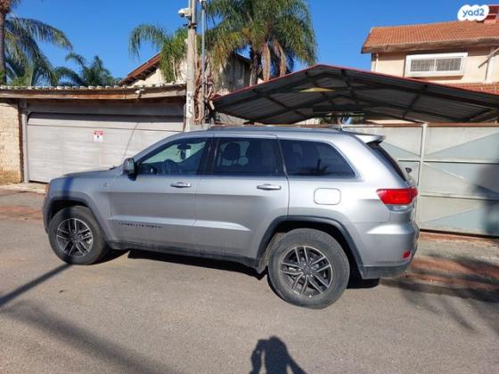 ג'יפ / Jeep גרנד צ'ירוקי 4X4 Laredo אוט' 5 מק' 3.6 (286 כ''ס) בנזין 2019 למכירה במגדל העמק