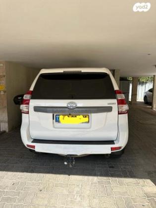 טויוטה לנד קרוזר ארוך 4X4 Luxury אוט' דיזל 7 מק' 2.8 (177 כ"ס) דיזל 2018 למכירה בתל אביב יפו