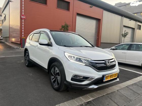 הונדה CR-V 4X4 Executive אוט' 2.0 (155 כ"ס) בנזין 2016 למכירה בחיפה