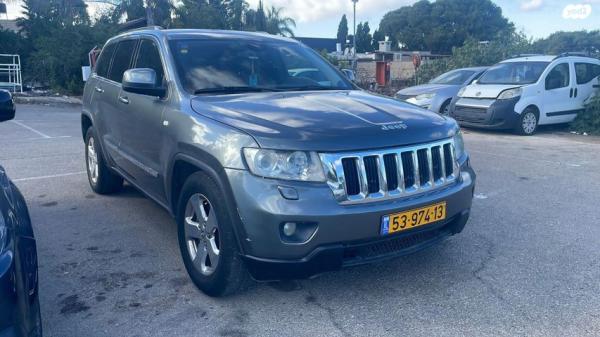 ג'יפ / Jeep גרנד צ'ירוקי 4X4 Laredo אוט' 3.6 (282 כ''ס) בנזין 2012 למכירה בטייבה