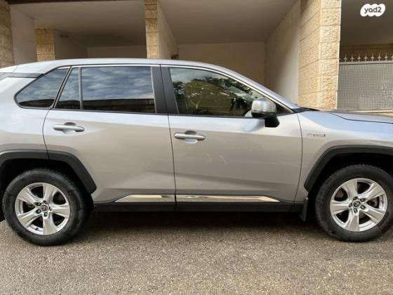 טויוטה RAV4 הייבריד E-xperience הייבריד 5 דל' אוט' 2.5 (178 כ''ס) בנזין 2020 למכירה בנצרת עילית u002F נוף הגליל