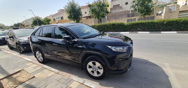 טויוטה RAV4 הייבריד E-xperience הייבריד 5 דל' אוט' 2.5 (178 כ''ס) בנזין 2021 למכירה בבית שמש