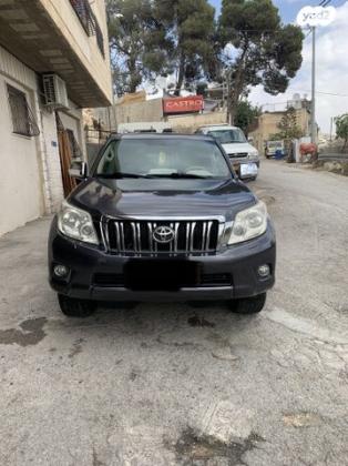 טויוטה לנד קרוזר ארוך 4X4 Luxury אוט' דיזל 7 מק' 3.0 (173 כ''ס) דיזל 2010 למכירה בירושלים