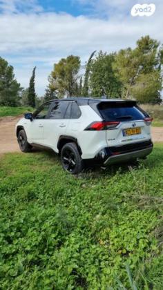 טויוטה RAV4 הייבריד E-motion הייבריד אוט' 2.5 (178 כ''ס) בנזין 2022 למכירה בכוכב יאיר u002F צור יגאל