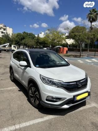 הונדה CR-V 4X4 Executive אוט' 2.0 (155 כ"ס) בנזין 2016 למכירה ברעננה