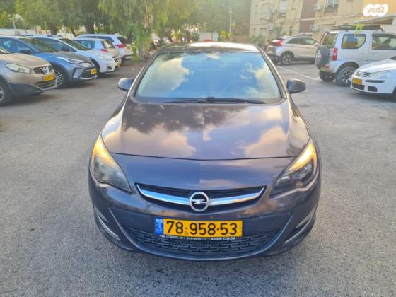 אופל אסטרה Berlina Enjoy סדאן אוט' 1.4 (140 כ"ס) בנזין 2013 למכירה בעכו