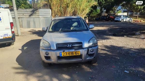 יונדאי טוסון 4X4 Luxury אוט' בנזין 2.7 (175 כ''ס) בנזין 2008 למכירה בתל אביב יפו