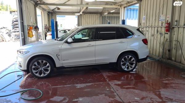 ב.מ.וו X5 4X4 XDRIVE40E Exclusiv היבריד אוט' 5מ 2.0(313כ''ס) היברידי חשמל / בנזין 2017 למכירה בנשר