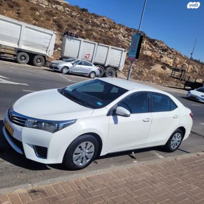 טויוטה קורולה Sun אוט' 1.6 (132 כ"ס) בנזין 2015 למכירה במעלה אדומים