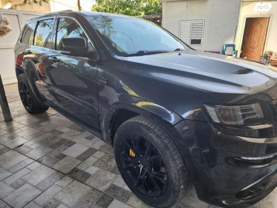 ג'יפ / Jeep גרנד צ'ירוקי 4X4 SRT Red Vapor אוט' 6.4 (473 כ"ס) בנזין 2015 למכירה ברהט