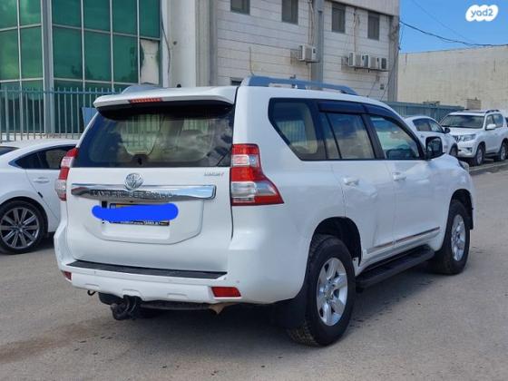 טויוטה לנד קרוזר ארוך 4X4 Luxury אוט' דיזל 7 מק' 2.8 (177 כ"ס) דיזל 2016 למכירה בבאר שבע