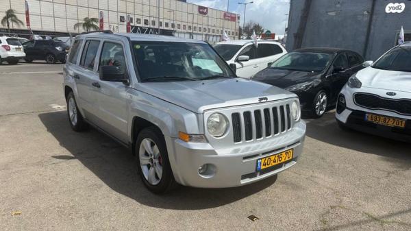 ג'יפ / Jeep פטריוט 4X4 Sport אוט' 2.4 (170 כ''ס) בנזין 2009 למכירה בחיפה