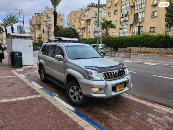 טויוטה לנד קרוזר ארוך 4X4 Luxury אוט' דיזל 8 מק' 3.0 (173 כ''ס) דיזל 2008 למכירה בבני ברק