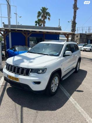 ג'יפ / Jeep גרנד צ'ירוקי 4X4 Laredo + SR אוט' 3.6 (282 כ''ס) בנזין 2018 למכירה בחיפה