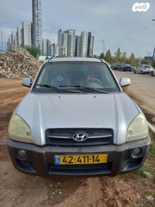 יונדאי טוסון 4X4 GLS LTH אוט' בנזין 2.7 (175 כ''ס) בנזין 2006 למכירה באלעד