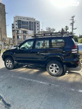 טויוטה לנד קרוזר ארוך 4X4 אוט' 8 מק' 4.0 (250 כ''ס) בנזין 2007 למכירה בפתח תקווה