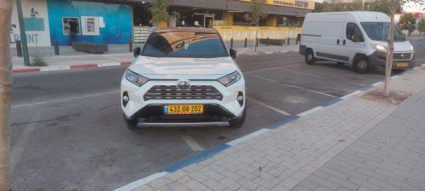 טויוטה RAV4 הייבריד E-motion הייבריד אוט' 2.5 (178 כ''ס) בנזין 2021 למכירה בבאר שבע