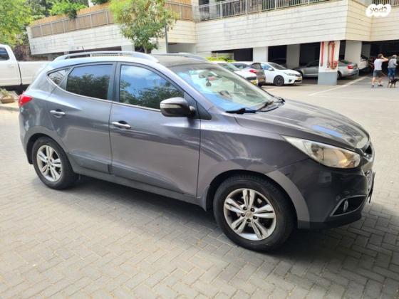 יונדאי iX35 Inspire אוט' 2.0 (163 כ''ס) בנזין 2013 למכירה בכפר סבא