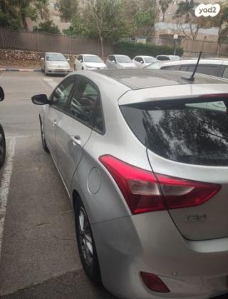 יונדאי i30 Premium אוט' 1.6 (135 כ''ס) בנזין 2015 למכירה בקרית אונו