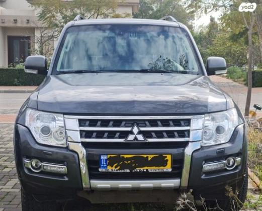 מיצובישי פג'רו ארוך 4X4 Dakar אוט' דיזל 7 מק' 3.2 (190 כ"ס) דיזל 2017 למכירה בראשון לציון