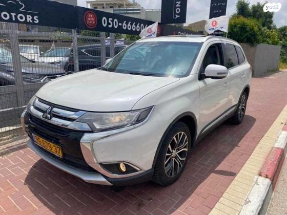 מיצובישי אאוטלנדר Premium אוט' 7 מק' 2.0 (150 כ''ס) בנזין 2016 למכירה בגדרה