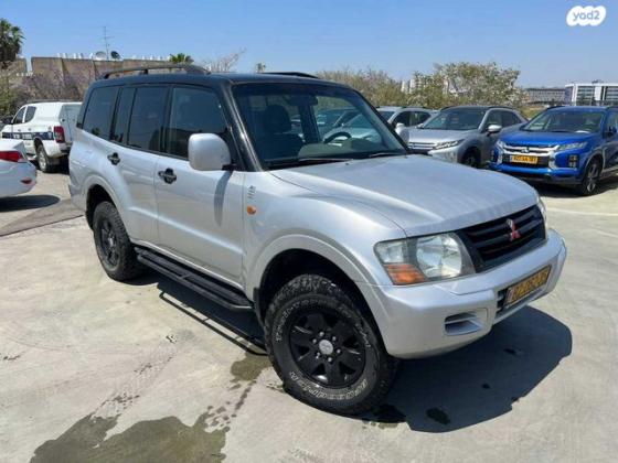 מיצובישי פג'רו ארוך 4X4 GLX ידני דיזל 7 מק' 3.2 (160 כ''ס) דיזל 2002 למכירה בעפולה