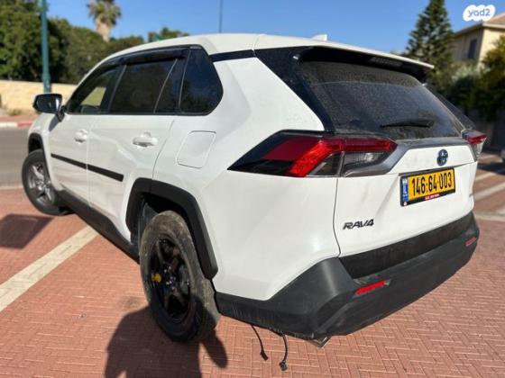 טויוטה RAV4 הייבריד E-volve הייבריד אוט' 2.5 (178 כ''ס) בנזין 2022 למכירה בכפר יונה