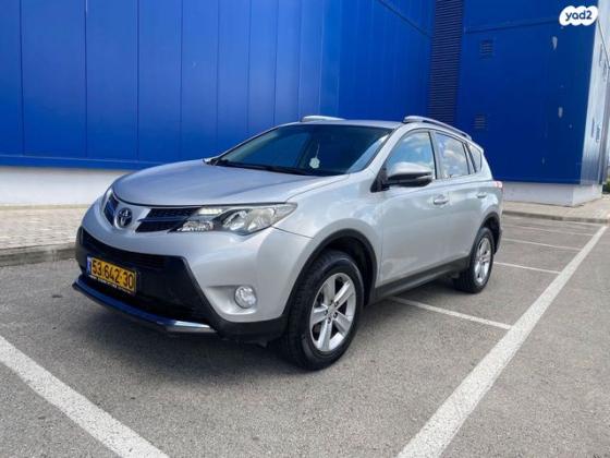 טויוטה RAV4 ארוך 4X4 Premium אוט' 2.0 (151 כ''ס) בנזין 2014 למכירה בחיפה