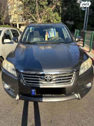 טויוטה RAV4 ארוך 4X4 GLI אוט' 2.0 (158 כ''ס) בנזין 2012 למכירה בחולון