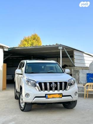 טויוטה לנד קרוזר ארוך 4X4 Luxury אוט' דיזל 7 מק' 2.8 (177 כ"ס) דיזל 2016 למכירה בבאר שבע