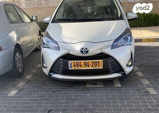 טויוטה יאריס הייבריד Black Sky TSS אוט' 1.5 (73 כ"ס) בנזין 2019 למכירה בעכו