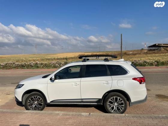 מיצובישי אאוטלנדר 4X4 Elite אוט' 7 מק' 2.0 (150 כ"ס) [2015 ואילך] בנזין 2018 למכירה בקרית גת