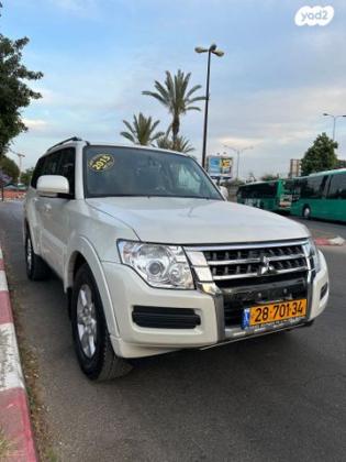 מיצובישי פג'רו ארוך 4X4 Desert אוט' דיזל 7 מק' 3.2 (200 כ"ס) דיזל 2015 למכירה בחולון