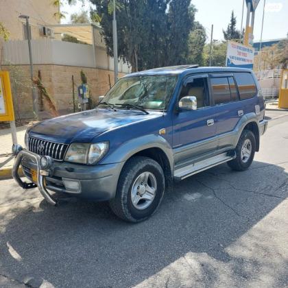 טויוטה לנד קרוזר פרדו ארוך 4X4 Luxury אוט' דיזל 8 מק' 3.0 (125 כ''ס) דיזל 2000 למכירה במעלה אדומים