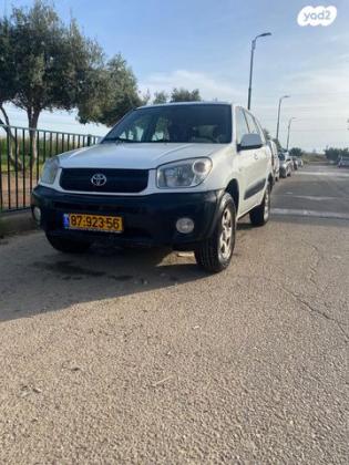 טויוטה RAV4 ארוך 4X4 STD אוט' 2.0 (150 כ''ס) [2001-2006] בנזין 2004 למכירה בנתיבות