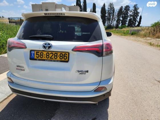 טויוטה RAV4 ארוך 4X4 Premium MC אוט' 2.0 (152 כ''ס) בנזין 2017 למכירה ברמת ישי