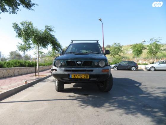 ניסאן טראנו ארוך 4X4 SR ידני דיזל 2.7 (125 כ''ס) דיזל 2000 למכירה במודיעין מכבים רעות