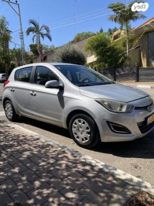 יונדאי i20 Insight אוט' 1.4 (100 כ"ס) בנזין 2014 למכירה בשערי תקווה