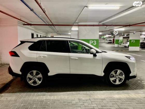 טויוטה RAV4 ארוך Extreme אוט' 2.0 (175 כ''ס) בנזין 2020 למכירה בירושלים