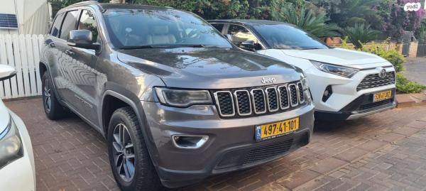 ג'יפ / Jeep גרנד צ'ירוקי 4X4 Laredo + SR אוט' 3.6 (282 כ''ס) בנזין 2018 למכירה בהרצליה